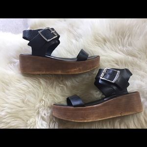 Steve Madden wooden platform sandals